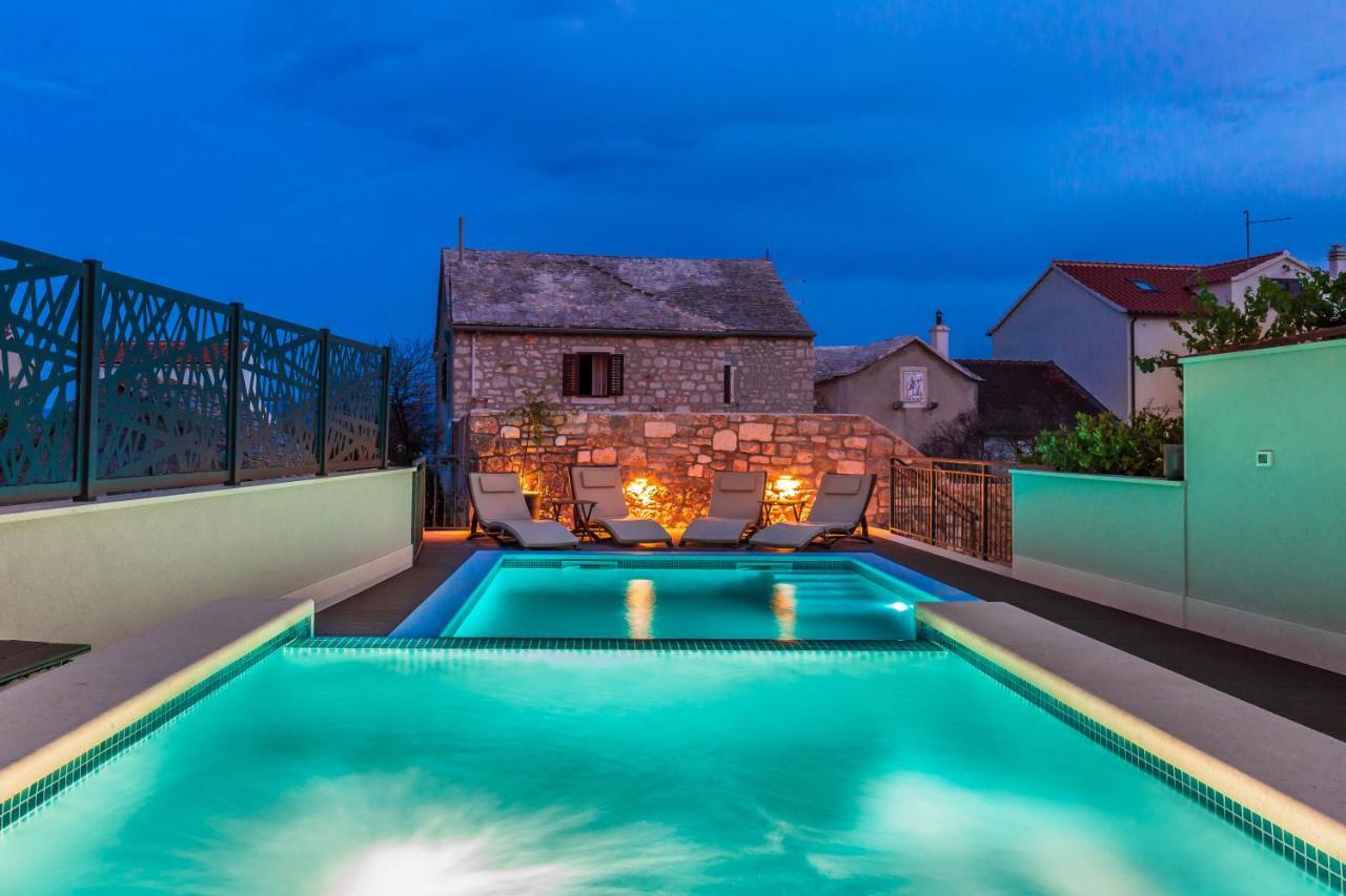 Bol Summer Residence Bagian luar foto