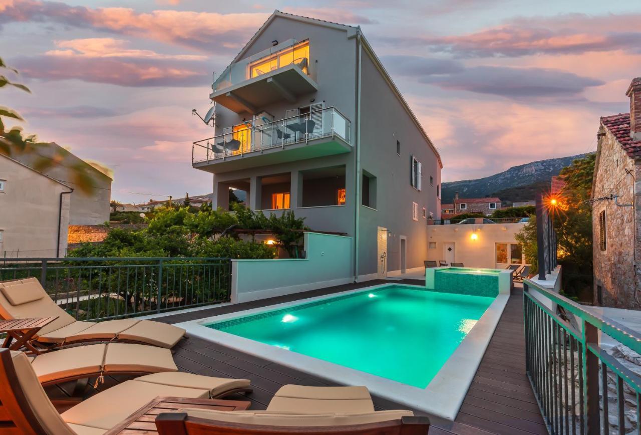 Bol Summer Residence Bagian luar foto
