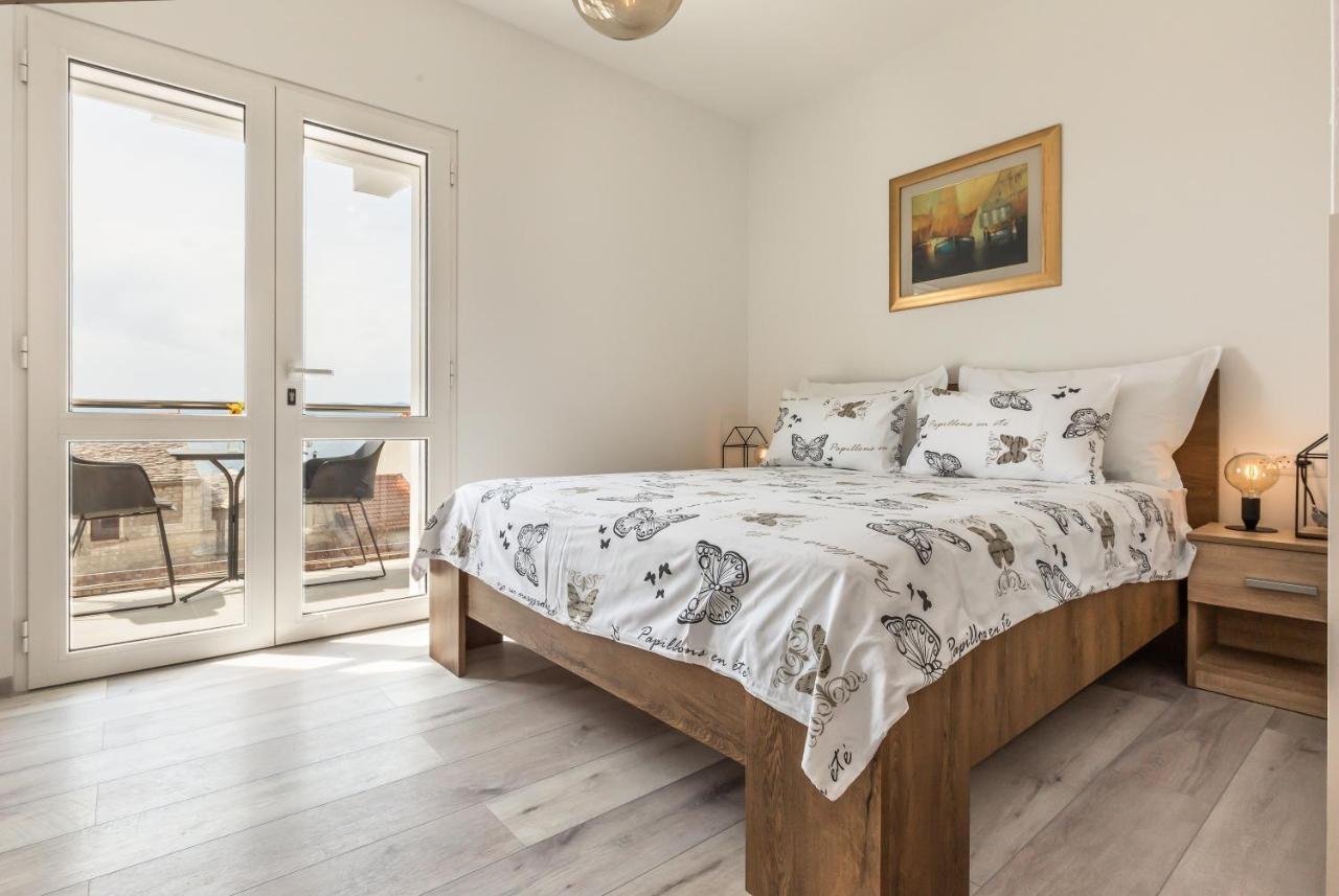Bol Summer Residence Bagian luar foto